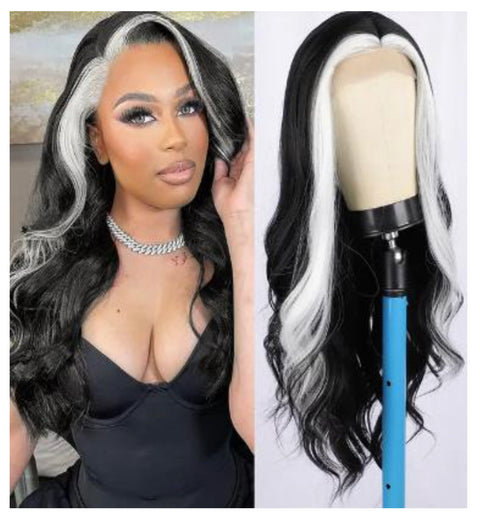 #Black/White Bodywave, Off Centre Parting wig 24"